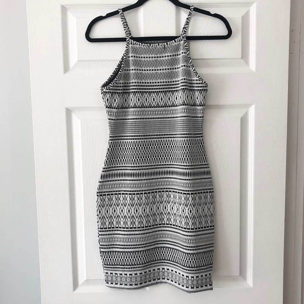 NWT! ✨ Black and White Mini Dress